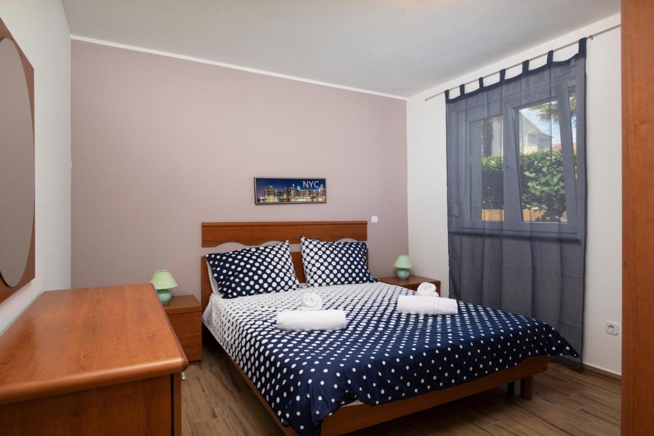 Medulin Burle Sea View Apartment Екстериор снимка