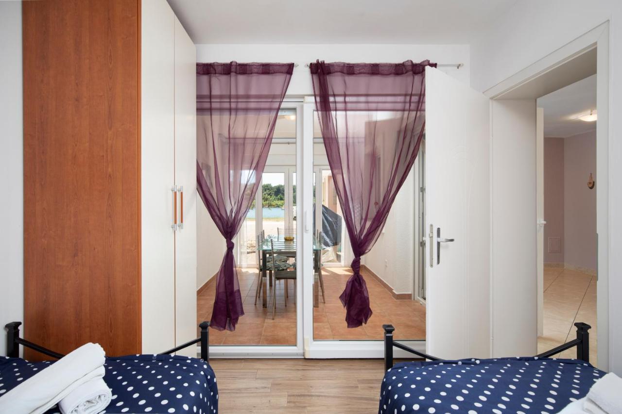 Medulin Burle Sea View Apartment Екстериор снимка