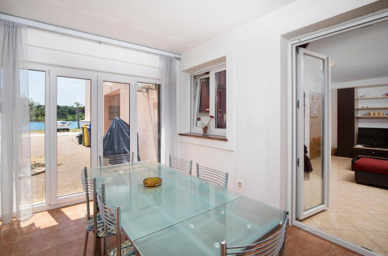 Medulin Burle Sea View Apartment Екстериор снимка